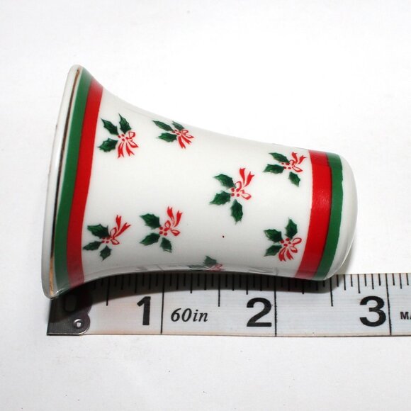 Lefton Christmas Theme Salt and Pepper Shakers With Stoppers - Picture 13 of 13